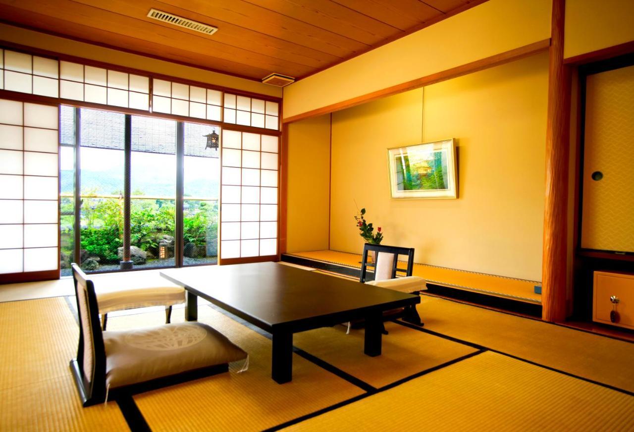 Kyoto Arashiyama Onsen Ryokan Togetsutei Ngoại thất bức ảnh