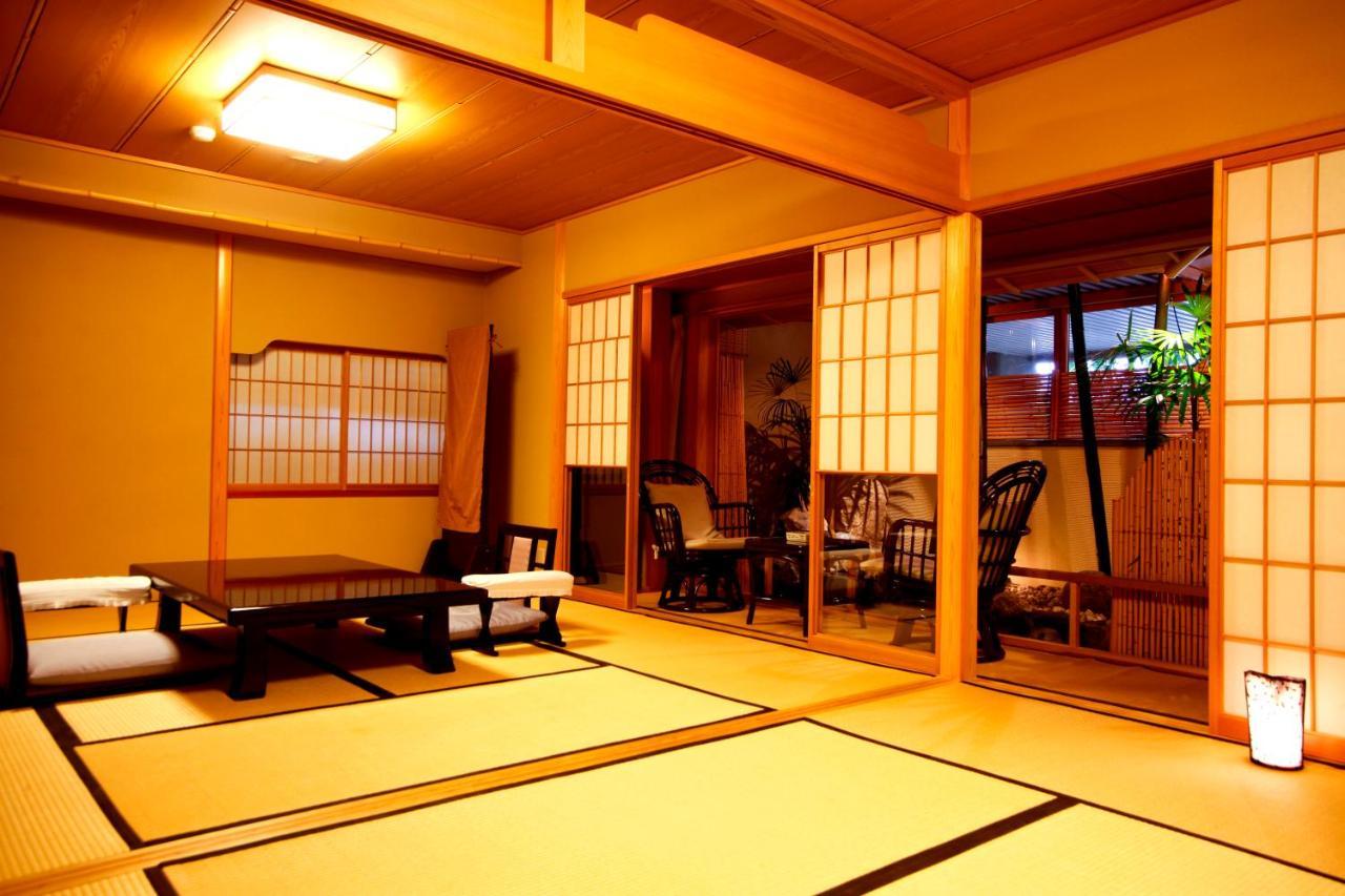 Kyoto Arashiyama Onsen Ryokan Togetsutei Ngoại thất bức ảnh