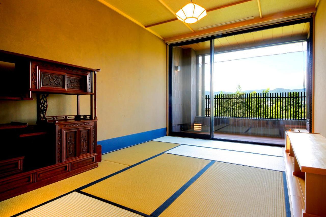 Kyoto Arashiyama Onsen Ryokan Togetsutei Ngoại thất bức ảnh