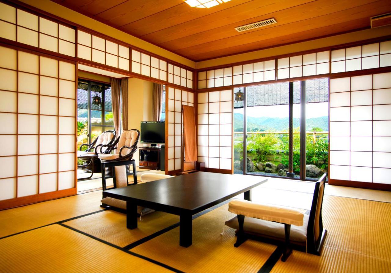Kyoto Arashiyama Onsen Ryokan Togetsutei Ngoại thất bức ảnh